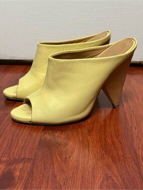 Peep-Toe Slip-On Heels in Soft Yellow Leather